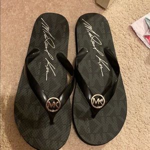 MK Flip Flops